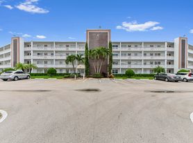 4055 Wolverton Dr, Boca Raton, FL