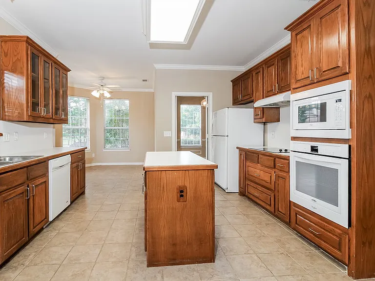 2725 Running Duke Dr — Photo 9