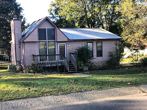 1055 4th Way Photo 1