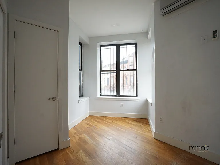 453 Franklin Ave #2B — Photo 20