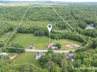 719 Fremont Rd, Chester, NH 03036