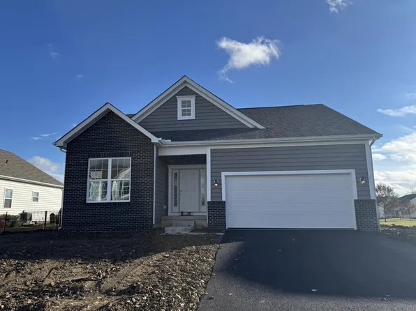 12160 Prairie View Dr NW, Pickerington, OH 43147