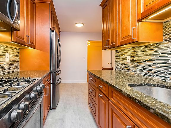 4th image of 525 W 235th St APT 2A