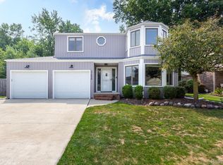 17890 Fox Glen Dr, Riverview, MI 48193