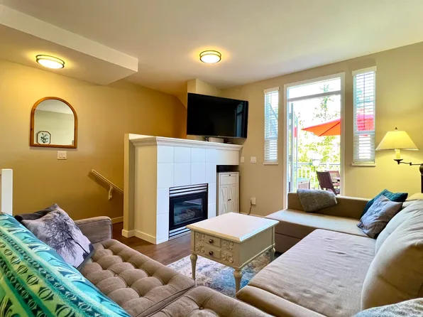 4787 57th St #11, Delta, BC V4K 4C7