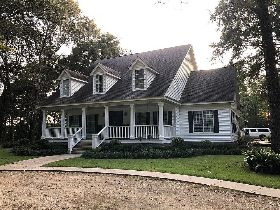 1st image of 6701 Charlie Ln