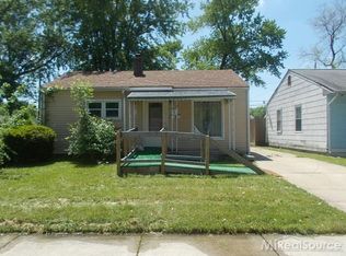 568 Kalaman, Berkley, MI 48072