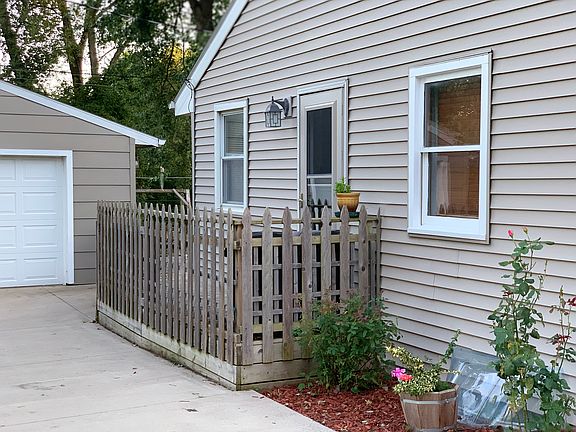 fenced in access to garage