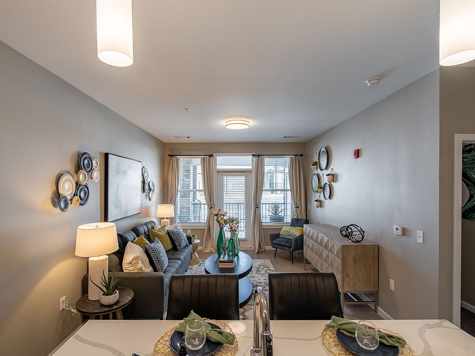 Gateway Place | Greeley, CO Apartments