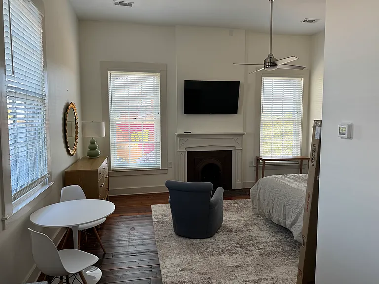 903 Broad St #B — Photo 6