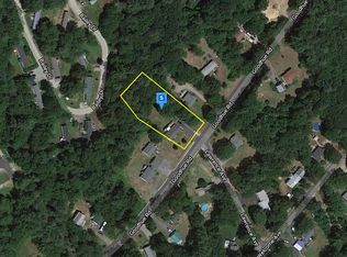 27 Goodhue Rd, Boscawen, NH 03303