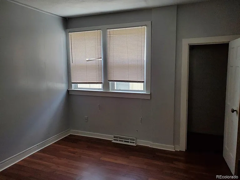 307 Jerry St — Photo 10