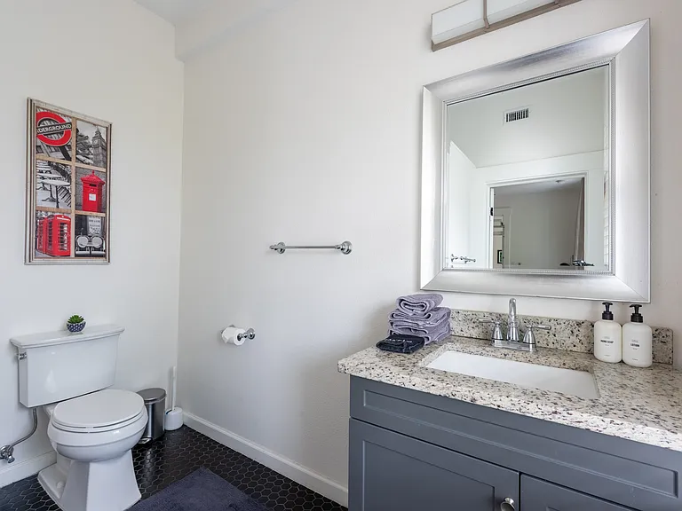 607 Mason St — Photo 27