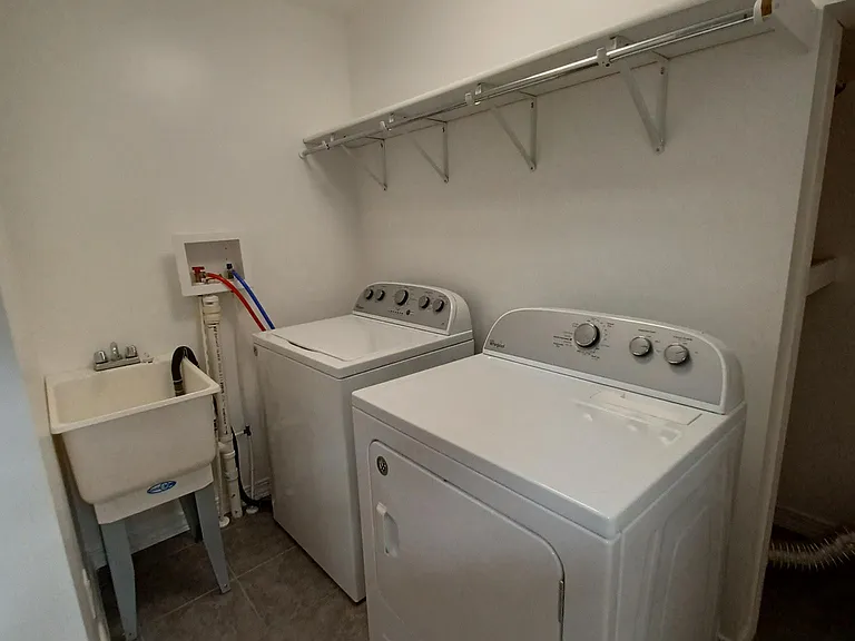 644 Indian Church Rd #A — Photo 15