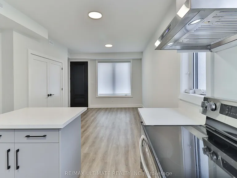 6 Chudleigh Rd #MAIN FLOOR — Photo 8