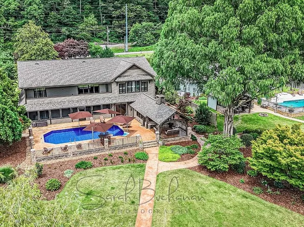 3921 Morrow St, Guntersville, AL 35976