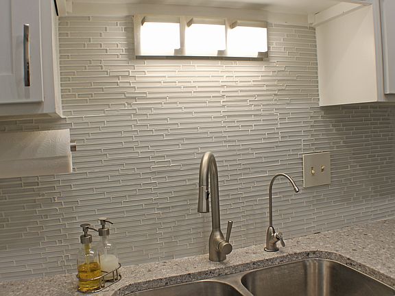 5th image of 8507 Canterbury Sq W