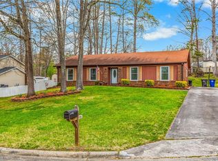 1609 Cedarlimb Ct, Winston Salem, NC 27127