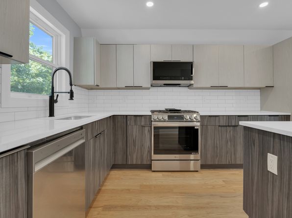 1 Rockingham Ave #1