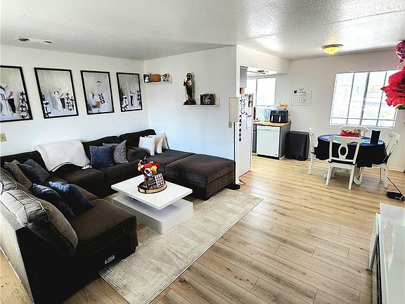 5th image of 3532 Spring St