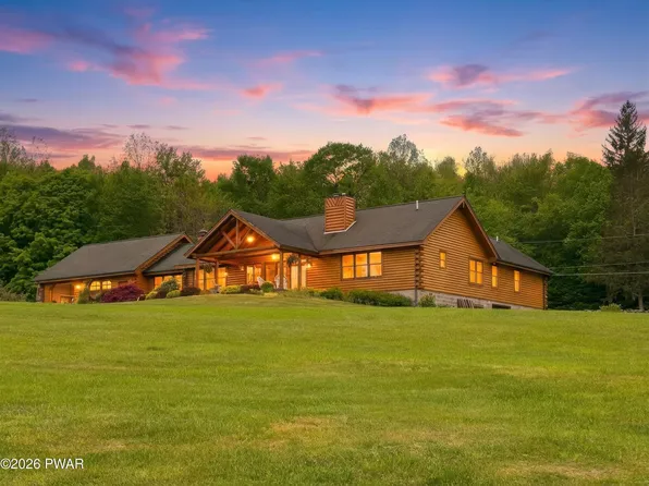 187 Arnolds Rd, Equinunk, PA 18417