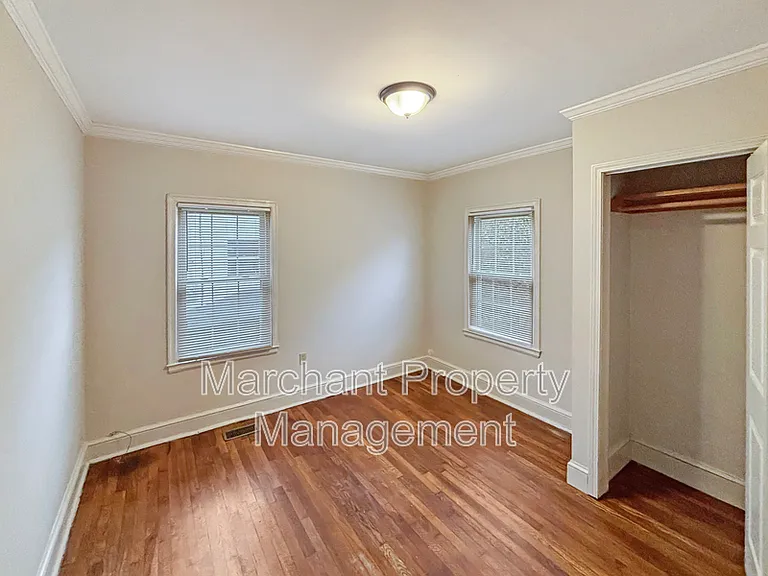 665 Ravenel St — Photo 12