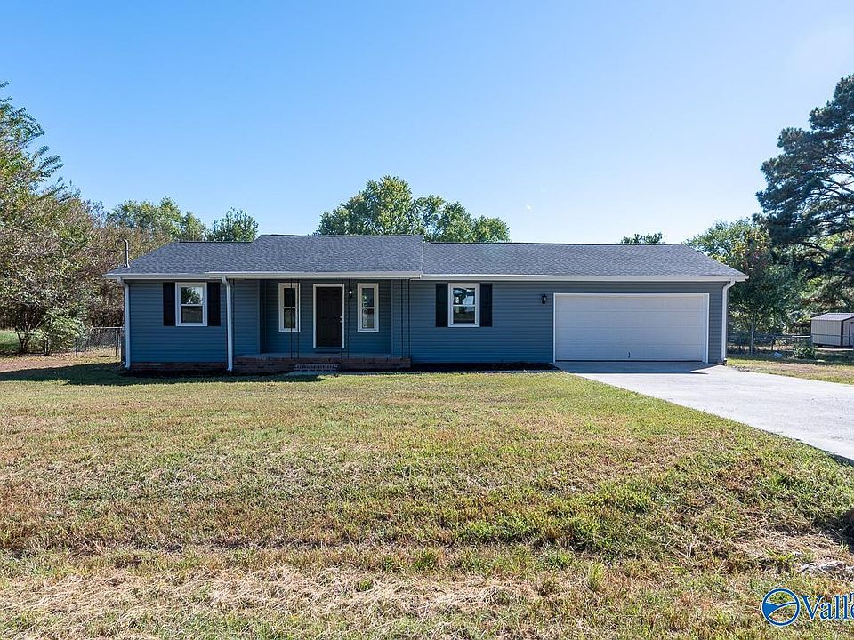 1st image of 110 Vasser Cir