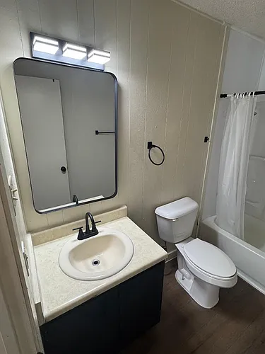 1600 W Sunset St #8 Photo 1