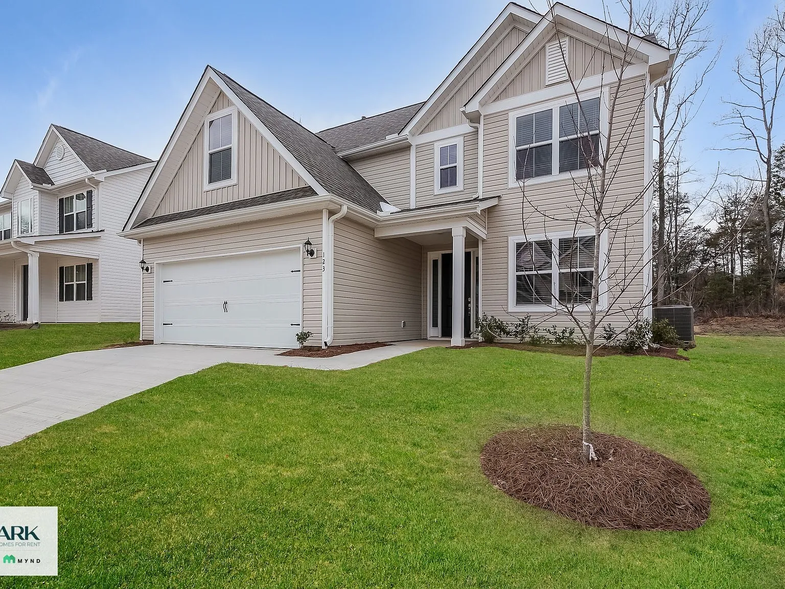 4 bed, 3.5 bath, 2185 sqft, $2,392 — Photo 3