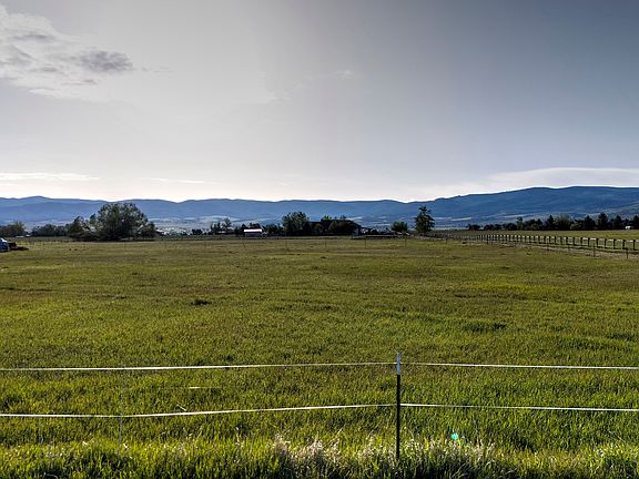 5th image of 4188 Grizzly Way