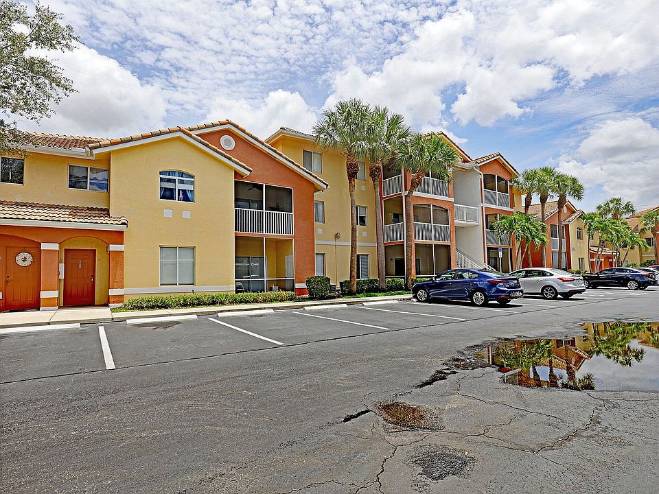 1st image of 6461 Aragon Way APT 304