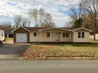 1202 Valley Rd, Benton, KY 42025