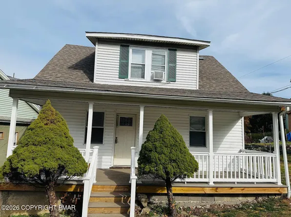 3 E Mountain Rd, Scranton, PA 18505