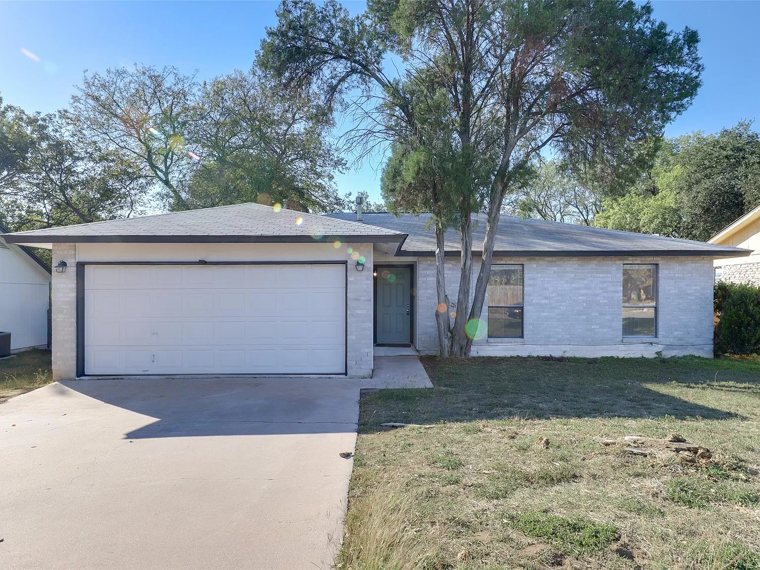 3 bed, 2.0 bath, 1145 sqft, $1,895 — Photo 1