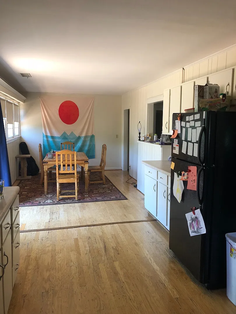White Oak 2819 — Photo 4