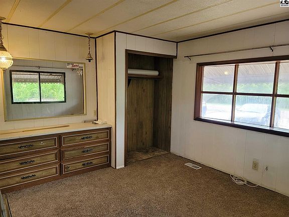 3rd image of 4617 Scotty Ln