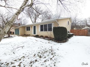 361 Gale St, Elgin, IL 60123