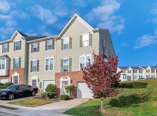 2010 Elm Tree Ct, Charlottesville, VA 22911