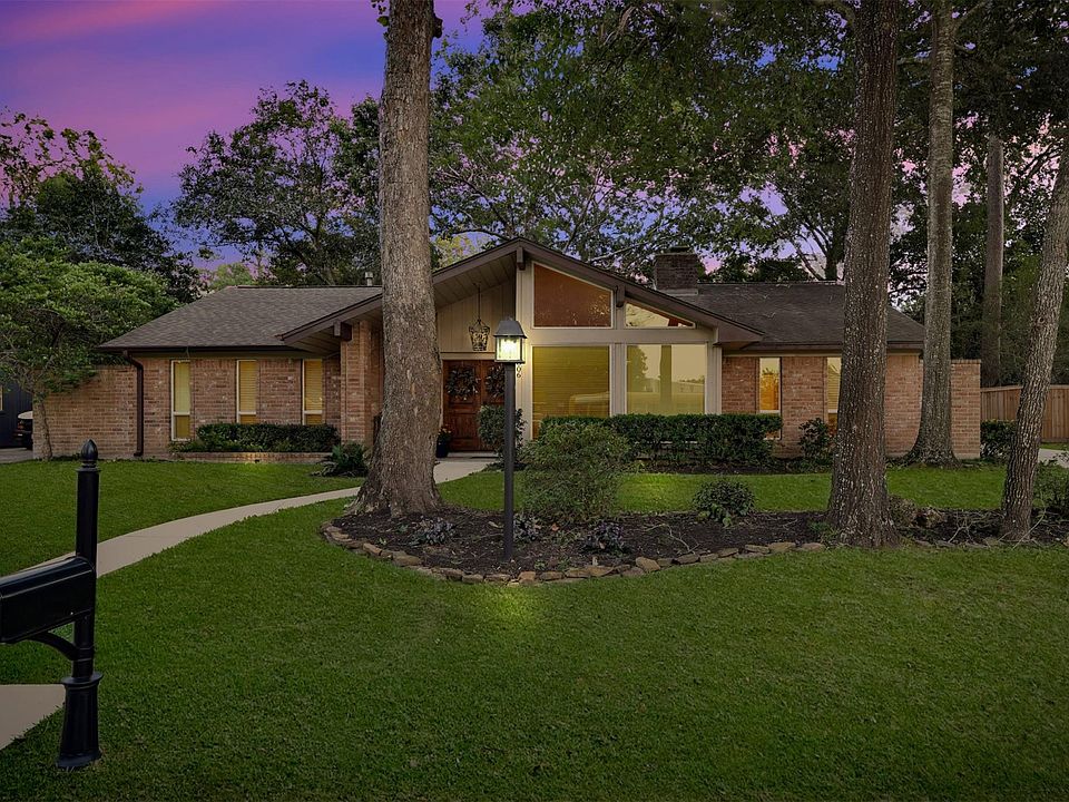 1st image of 3006 Cedar Knolls Dr