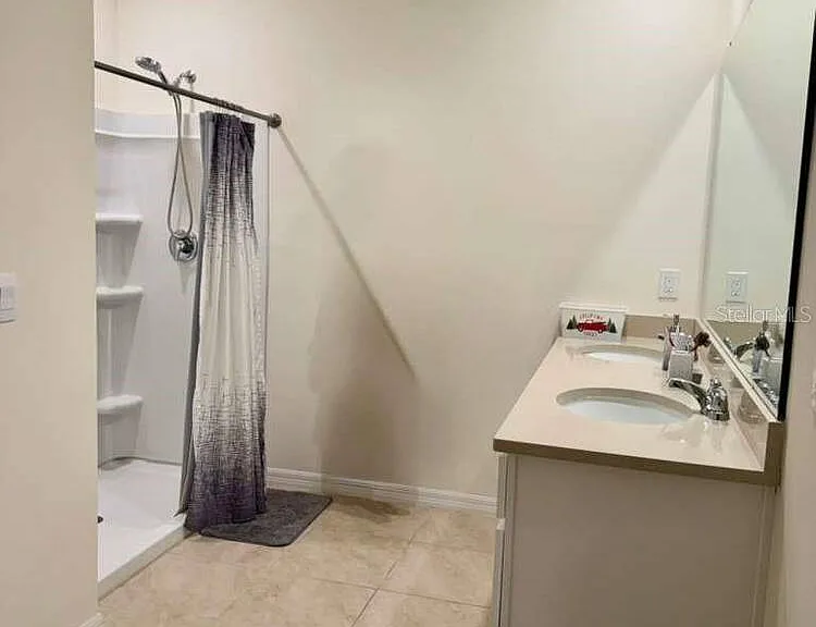 295 Taylor Groves St — Photo 12