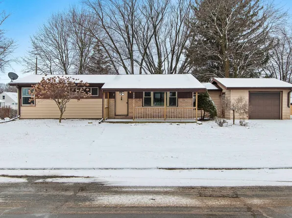 243 Horn St, Brillion, WI 54110