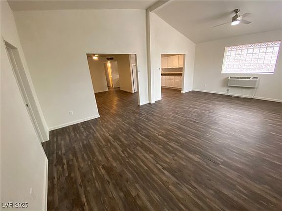 2nd image of 4843 Lana Dr