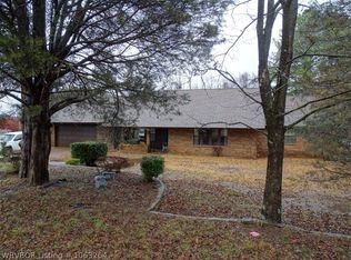 6103 Hilltop Rd, Van Buren, AR 72956