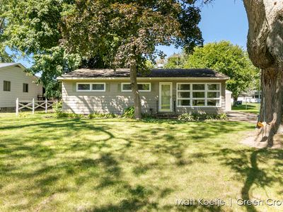 706 E Judd St, Greenville, MI, 48838
