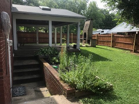 3rd image of 7601 Heritage Dr