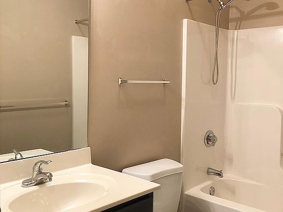 Full Guest Bath