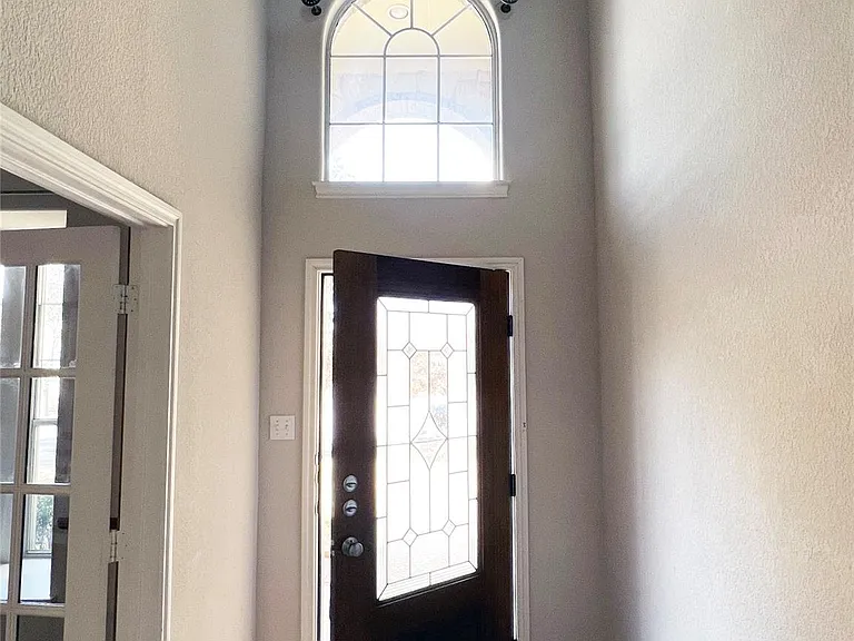 2443 Salorn Way — Photo 18