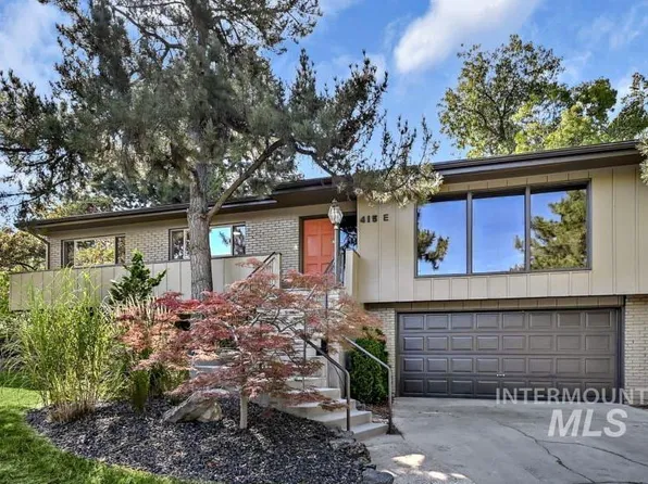 415 E Curling Dr, Boise, ID 83702