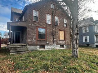 14 Lincoln St, Granville, NY 12832
