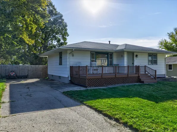 1102 Skylane Dr, Norwalk, IA 50211